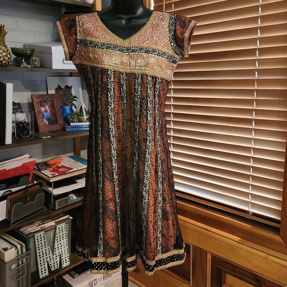 .Stunningly Detailed Indian/Pakistani Kameez/Kurta